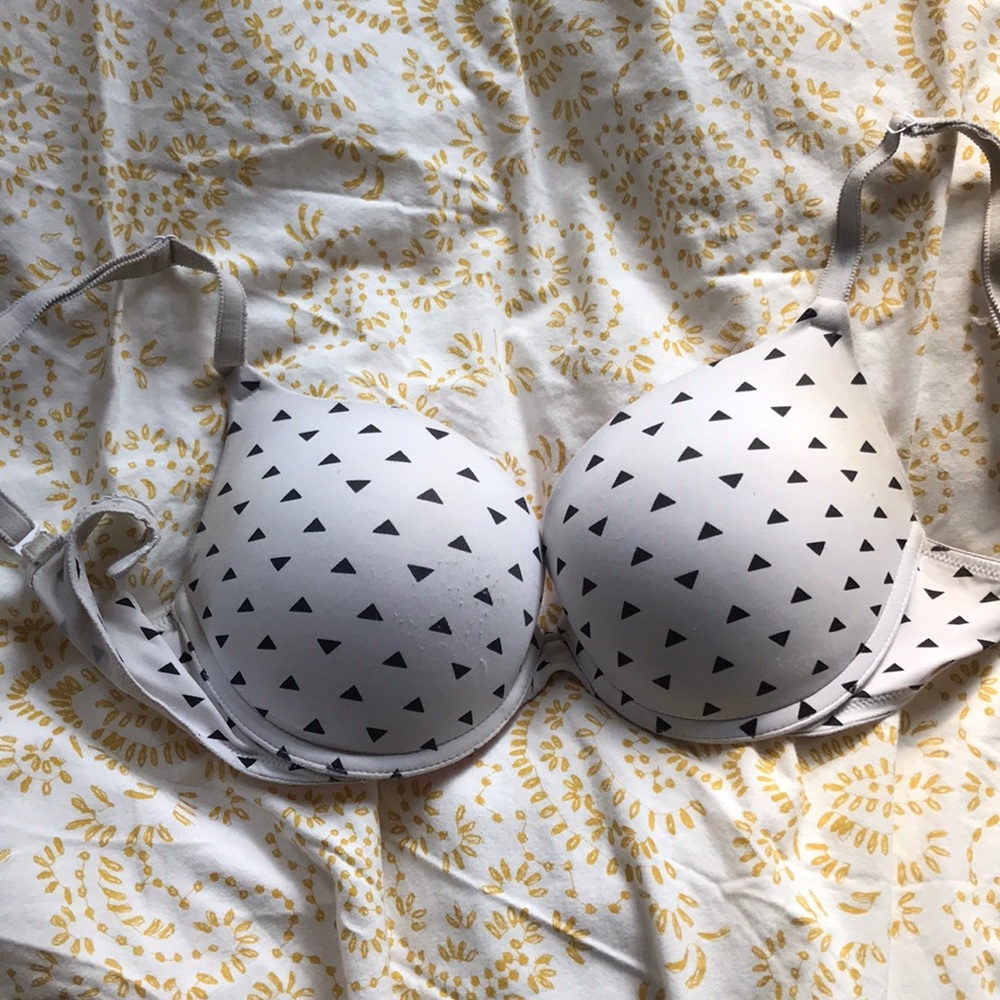 VICTORIAS SECRET PINK BRA